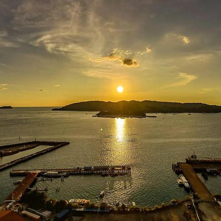 Jesselton Quay Sea View Hotel Kota Kinabalu Ngoại thất bức ảnh