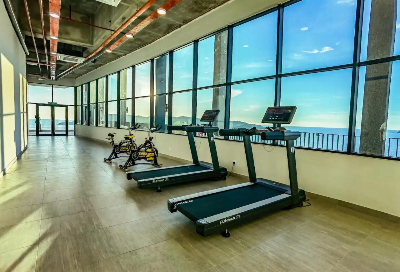 Jesselton Quay Sea View Hotel Kota Kinabalu Ngoại thất bức ảnh